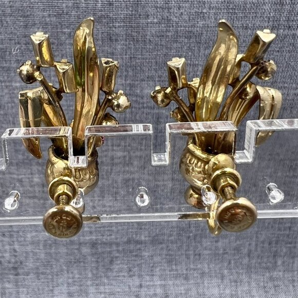 Fruit Salad Crystals earrings, 22K Gold Plated, Bouquets Clip Earrings, Vintage - Picture 5 of 11